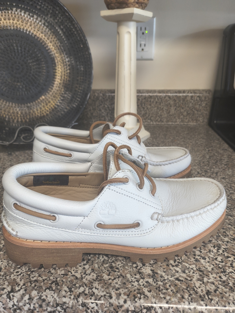 Timberland Men’s White Leather Boat Shoes with Tan Laces
